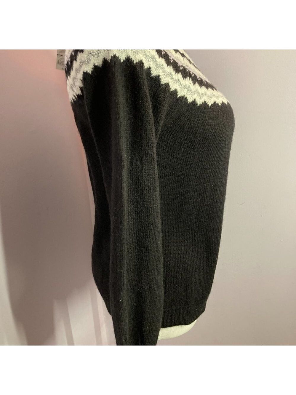 Elle Sweater, NWT, Size S - Picture 6 of 12